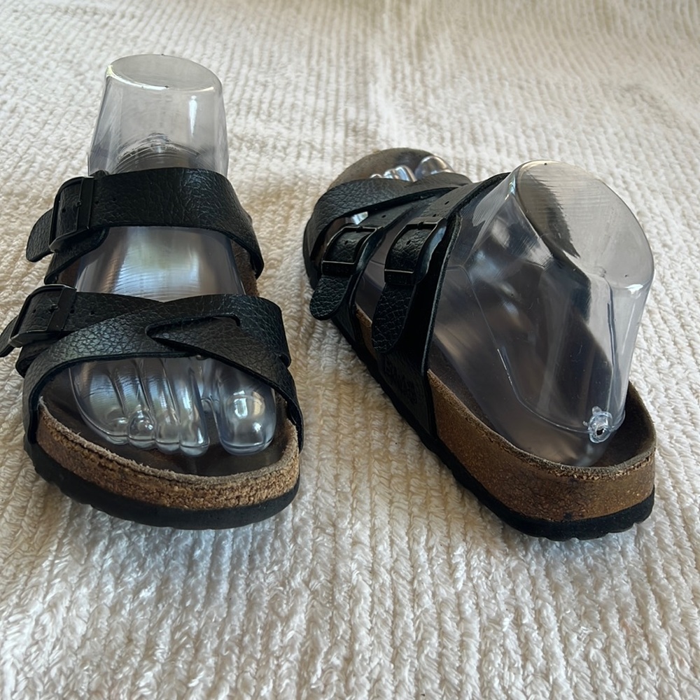 Birki by Birkenstock Cross Front Sandal 245 L7 M5